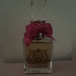 Juicy Couture Viva La Juicy perfume